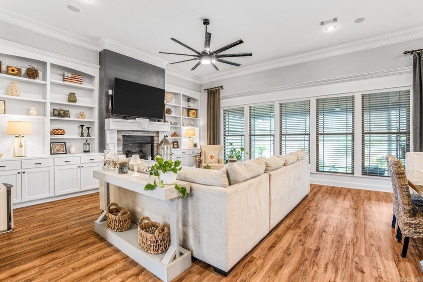 Experience luxury living with breathtaking Arkansas River views - photo 7