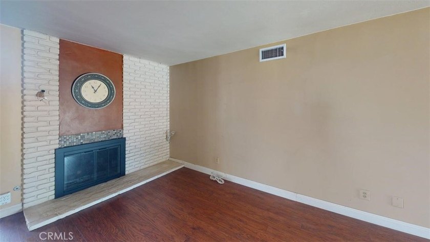 Welcome home!! Located within the quaint neighborhood of West - photo 5