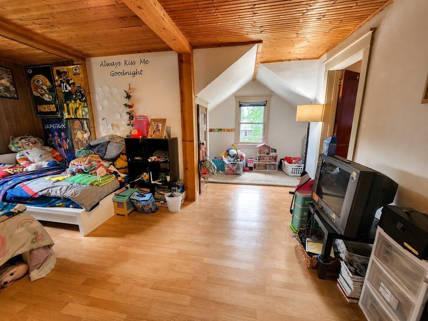 Welcome to this inviting two-story home in Rice Lake! Offering 3 - photo 17