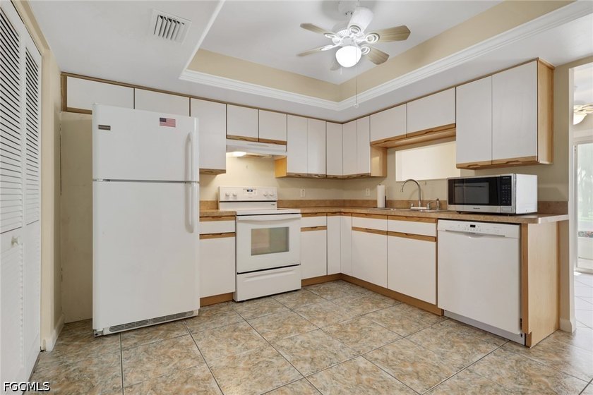 Welcome to Greenwood Condominiums, a pet-friendly 55+ community - photo 5
