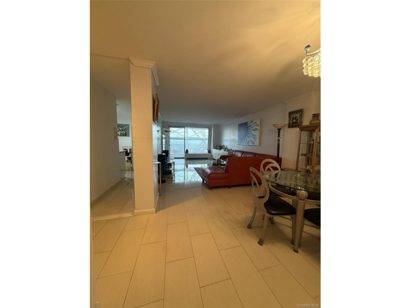 Move right into this stunning 2-bedroom, 1-bath coop in the - photo 8