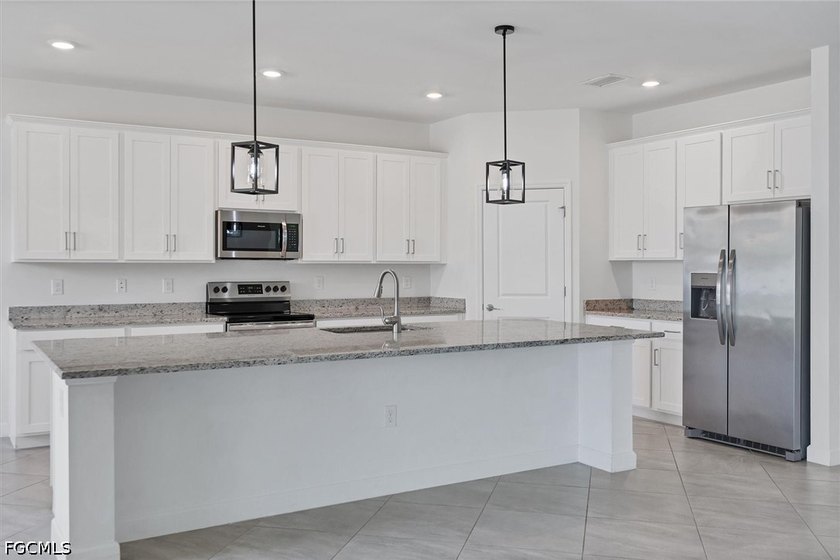 Welcome to Timber Creek where *Your home is your Oasis*. Timber - photo 9