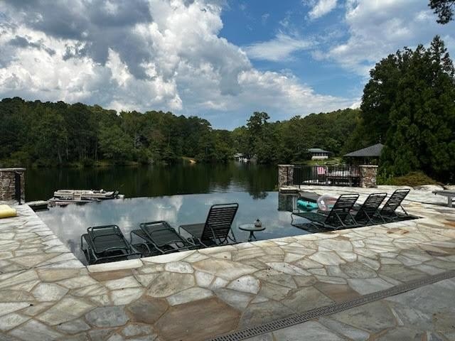 SPECTACULAR BRICK WATERFRONT HOME W/AMENITIES GALORE! 4750 SQ - photo 44