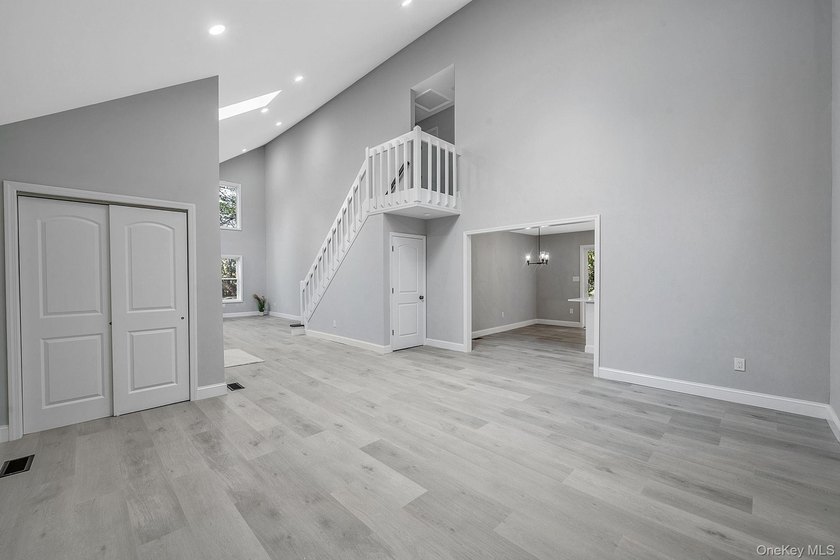 Welcome to 3 Cozine Road South in Center Moriches! Completely - photo 7