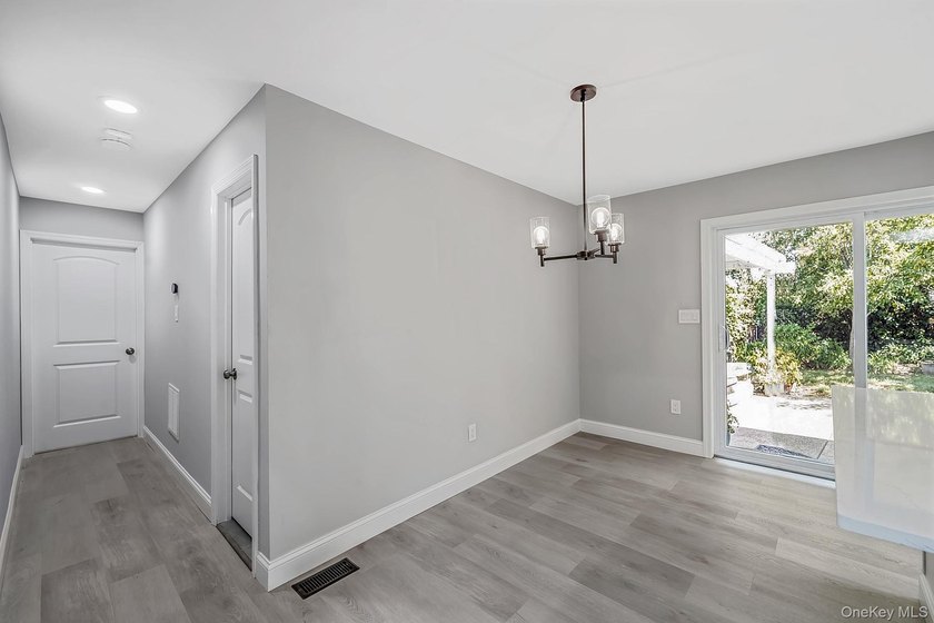 Welcome to 3 Cozine Road South in Center Moriches! Completely - photo 10