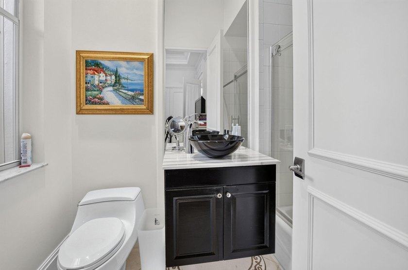 Full Golf Membership available with this beautifully updated 3Br - photo 27