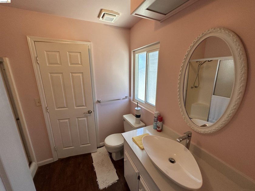 Welcome to this beautifully updated 2-bd., 2 full bath - photo 29