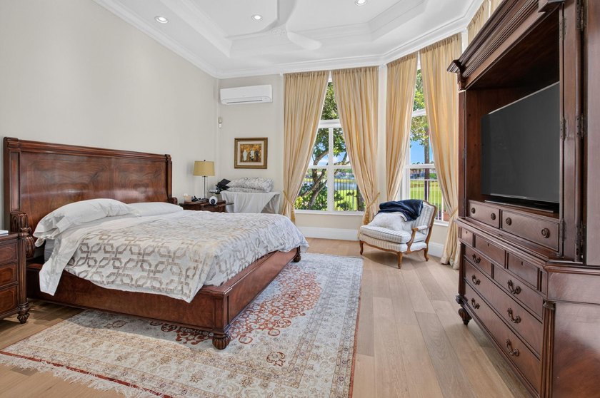 Full Golf Membership available with this beautifully updated 3Br - photo 32