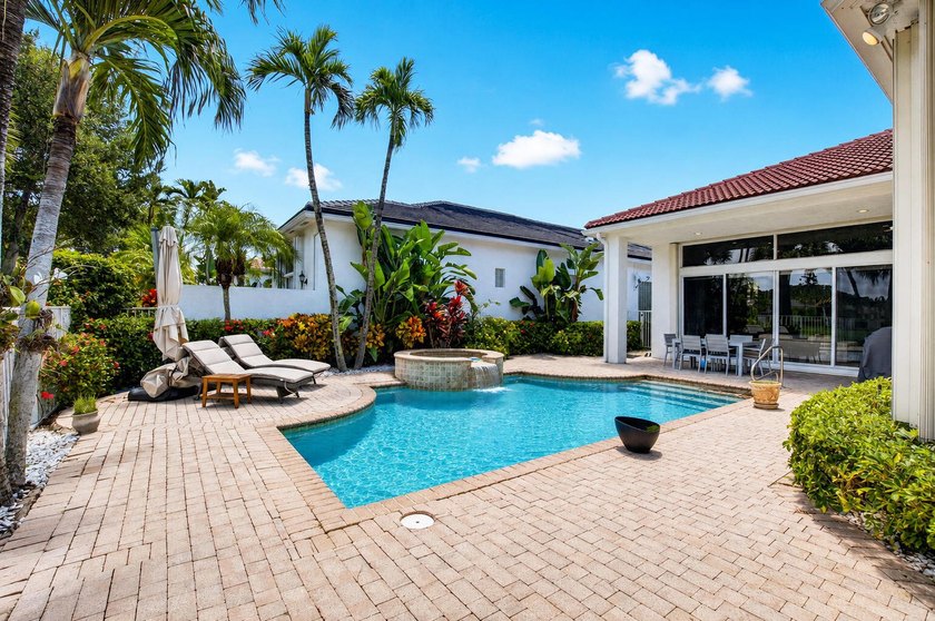 Full Golf Membership available with this beautifully updated 3Br - photo 38