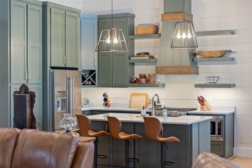 Nestled in the heart of Chinquapin, this charming three-bedroom - photo 15