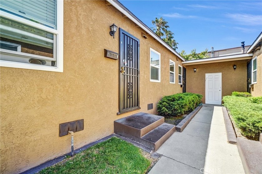 1065 E. 19th Street, Long Beach - Pride of Ownership 4-Unit - photo 24