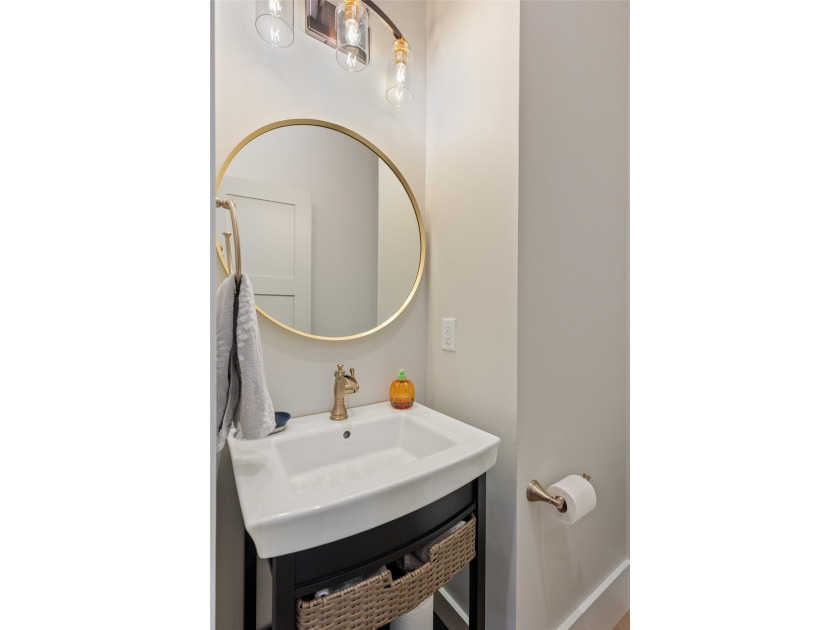 Nestled in the heart of Chinquapin, this charming three-bedroom - photo 46