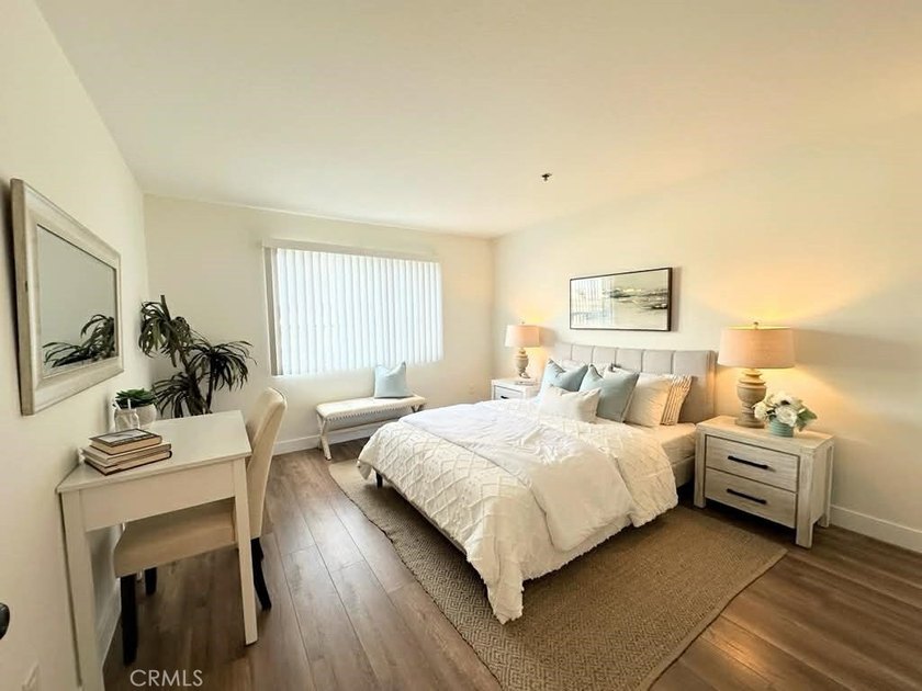 Welcome to Sunset Gardens, 55+ living at its best! Unit 113 is - photo 8