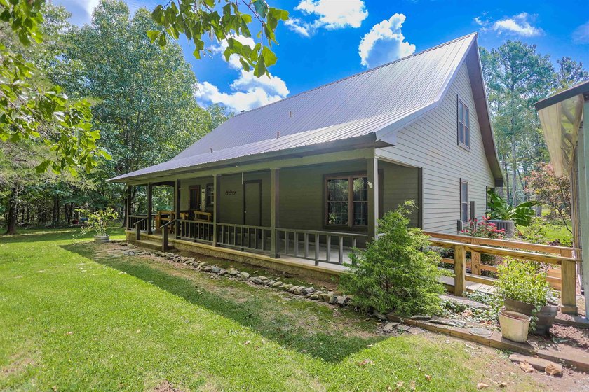 Situated on 5.78 +/- acres in the Lakeview Estates subdivision - photo 5