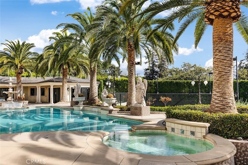 A Private Resort Estate in Arcadia's Prestigious Upper Rancho: A - photo 50