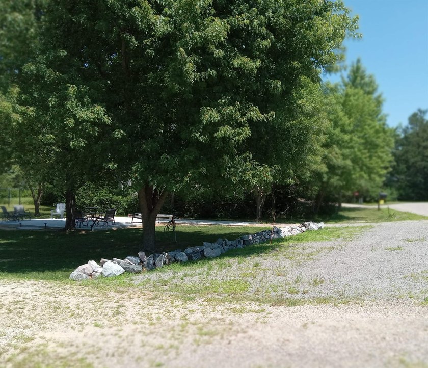 Lake Camelot Lake Access Homesite/Campsite! Fully improved and - photo 6