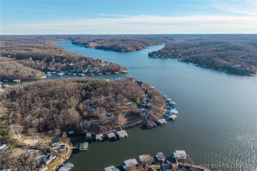 Rare Double Lakefront Lot in Highly Desirable Linn Creek Cove! - photo 26