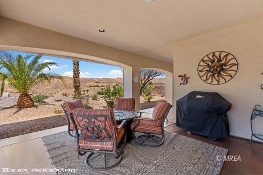 This beautifully appointed and FURNISHED (turn key) home is - photo 6