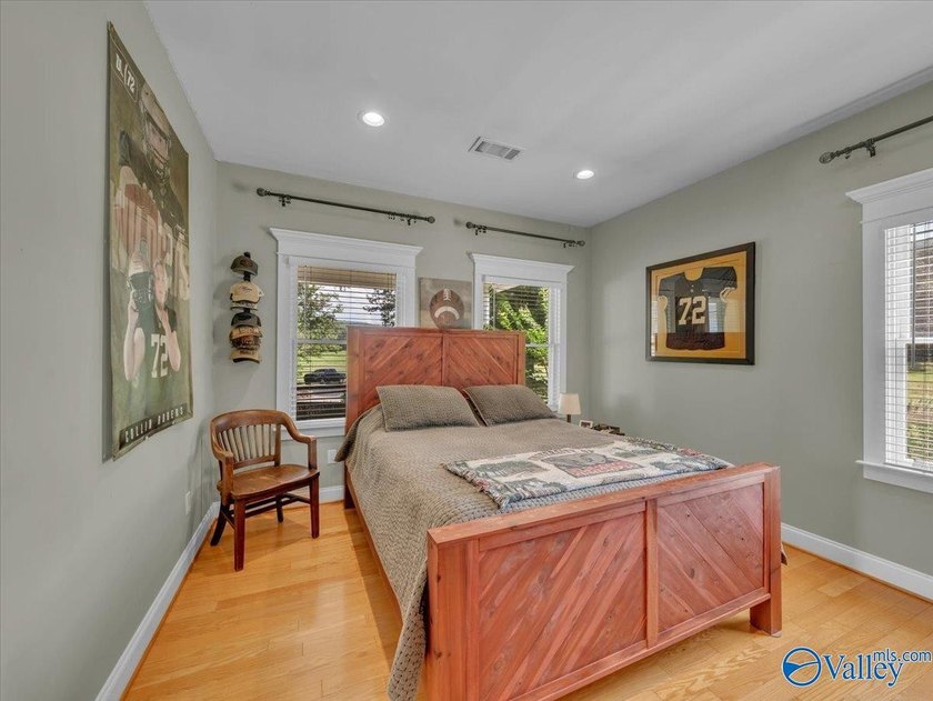 Enjoy the perfect blend of country living and city convenience - photo 19