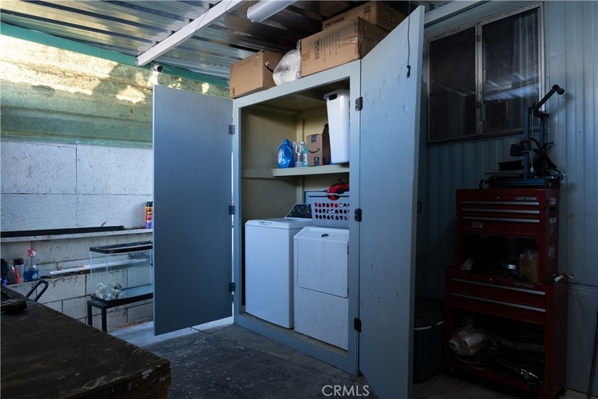 Ready to move in! This affordable, low land lease mobile home in - photo 26