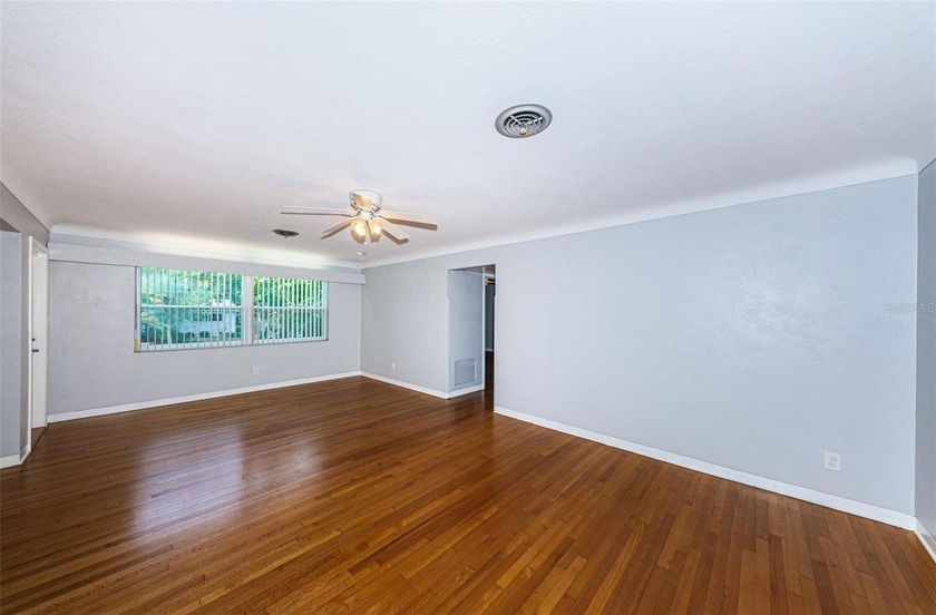 Under contract-accepting backup offers. One or more photo(s) has - photo 9