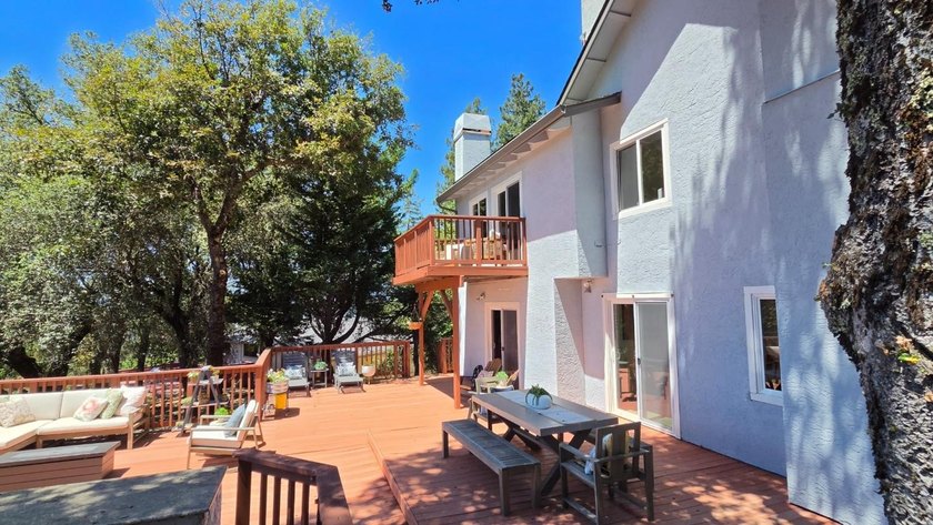 Enjoy long-range views from this updated mountain home with - photo 42