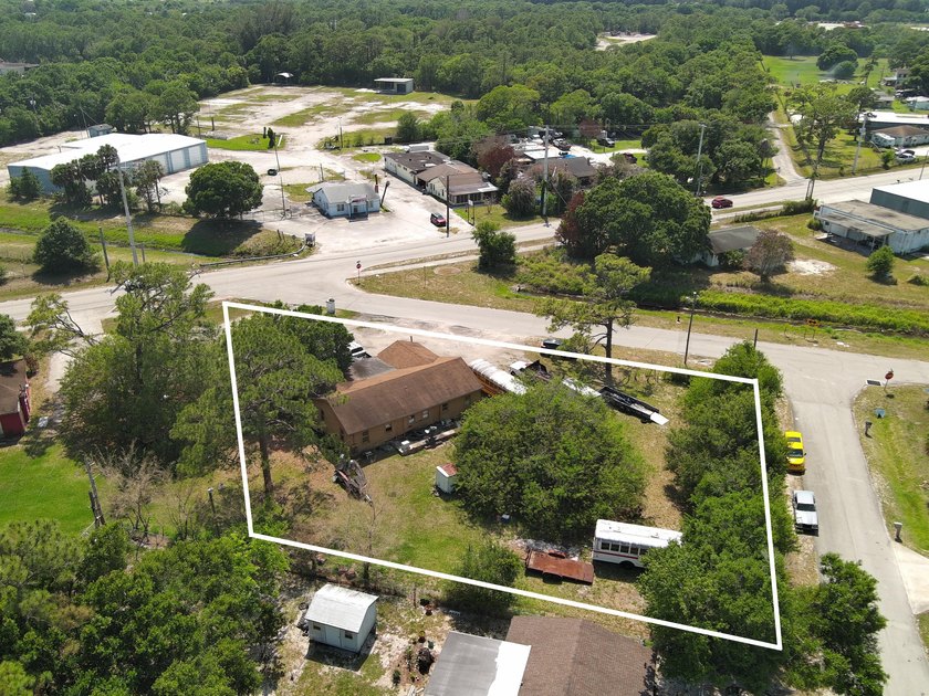 1 acre with 2 homes! Being sold together with 906 Angle road - photo 9