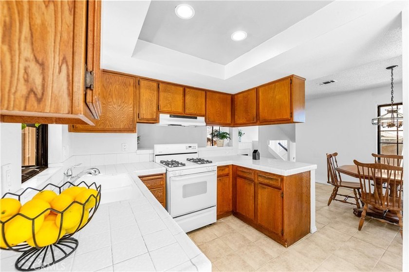 Nestled in the highly desirable Whalers Cove tract, this - photo 29