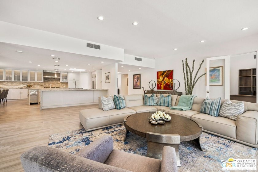 Perfectly positioned on a premier south-facing lot at The Club - photo 34