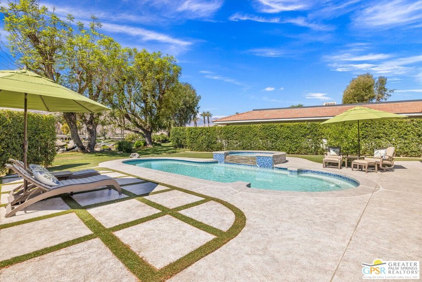 Perfectly positioned on a premier south-facing lot at The Club - photo 37