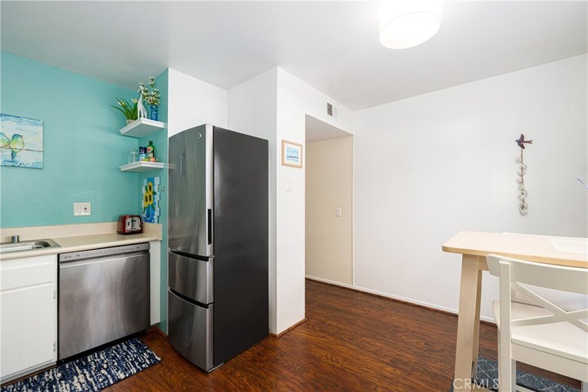 Superior location, close to Huntington Harbor, shopping, schools - photo 11