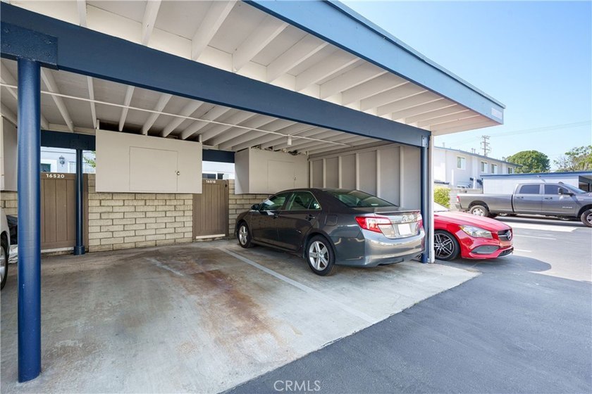 Superior location, close to Huntington Harbor, shopping, schools - photo 20