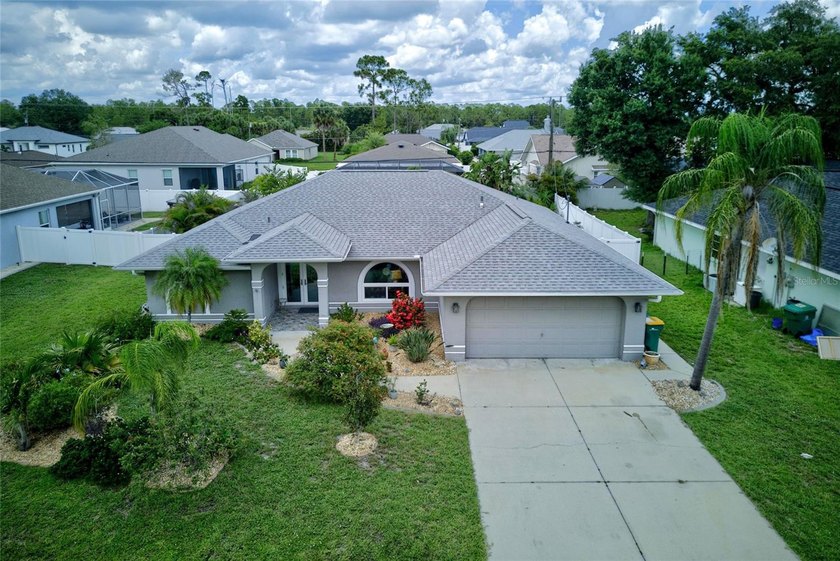 Under contract-accepting backup offers. Welcome to this charming - photo 8