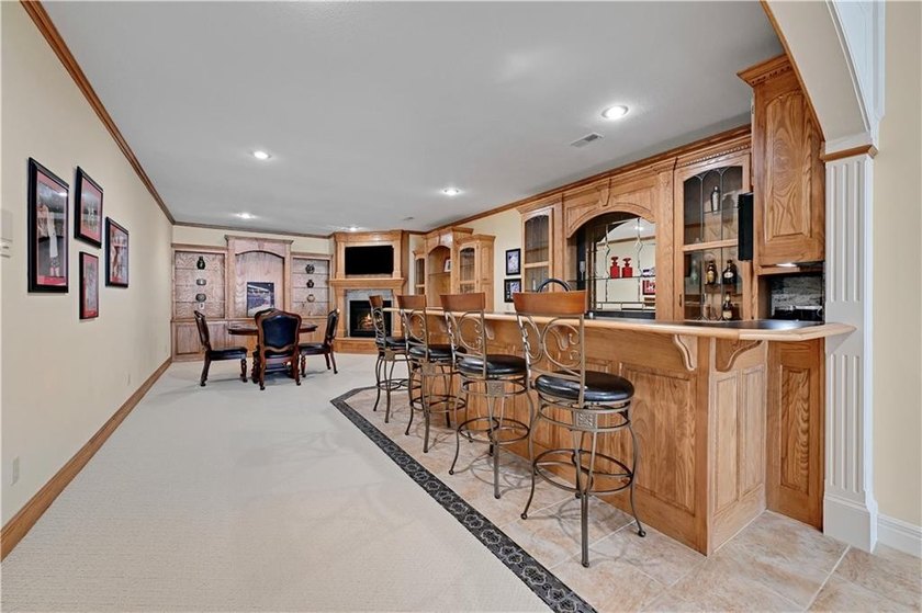 Stunning Custom Built Masterpiece on Extensively Landscaped - photo 45