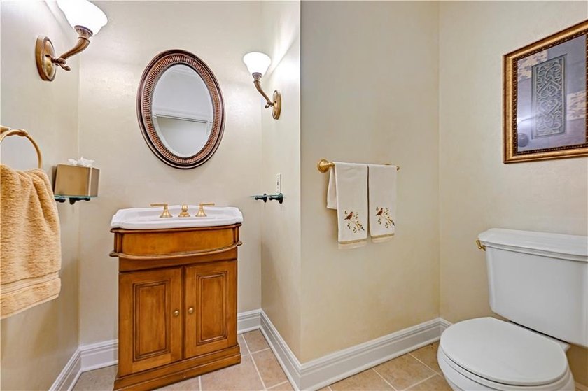 Stunning Custom Built Masterpiece on Extensively Landscaped - photo 50