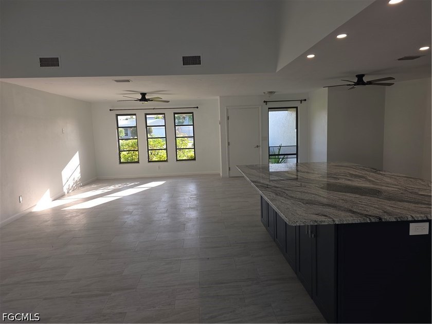 Recently Updated ,Bath,Kitchen ,Flooring/Water views/Large under - photo 4