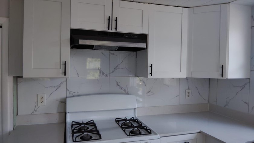 0$ - HOA.The house has finished its extended renovation: New - photo 2