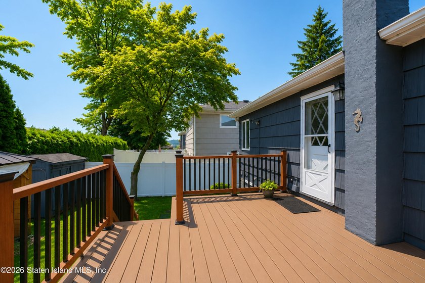 Location! Location! Location! Welcome to 799 Davis Avenue, a - photo 30
