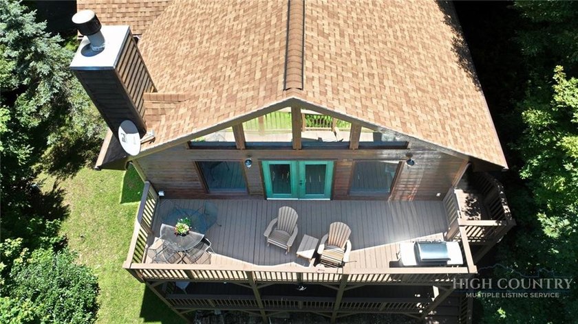 Just listed! Worth the wait! This beautifully maintained Sugar - photo 44