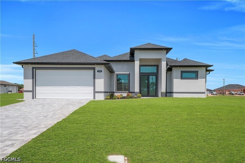 Experience the perfect blend of elegance, comfort, and location - photo 3