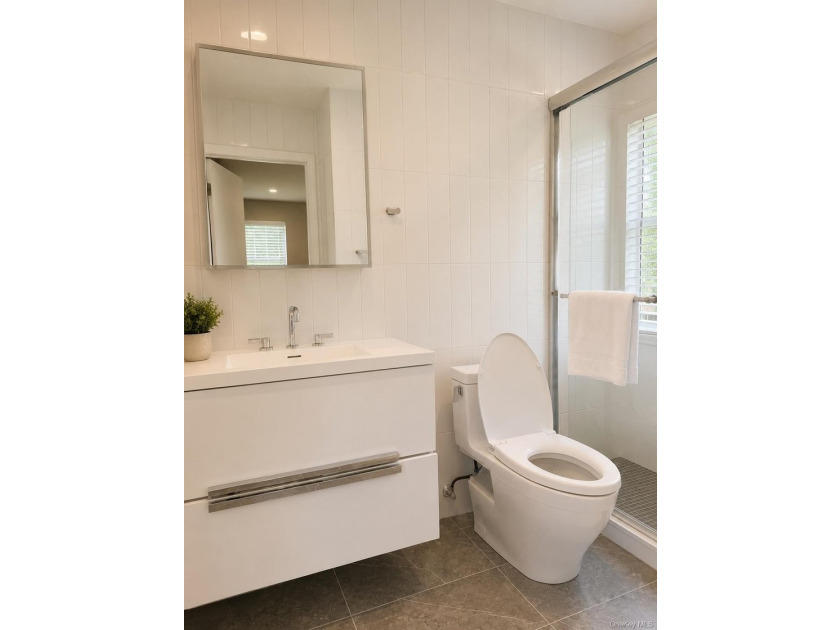 Move right into this beautifully renovated corner Colonial in - photo 17