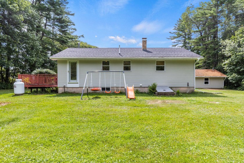 Enjoy easy single level living in this move in ready 2 bedroom - photo 29