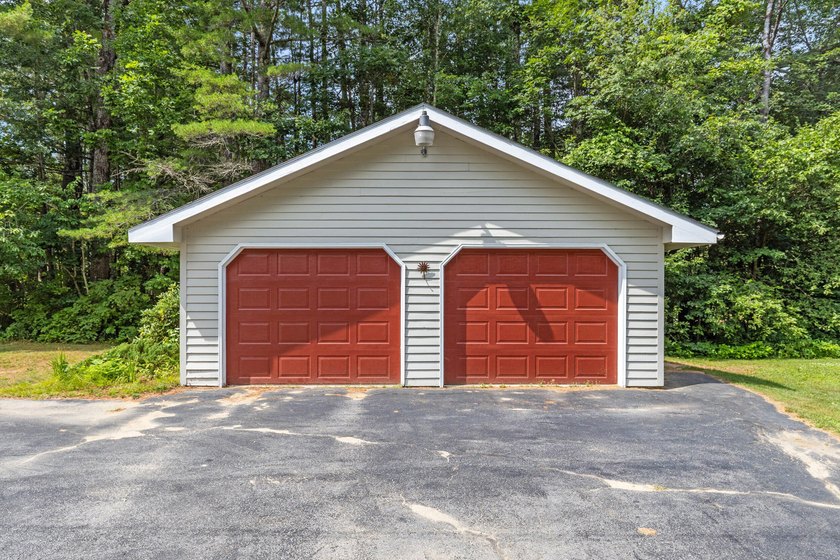 Enjoy easy single level living in this move in ready 2 bedroom - photo 30