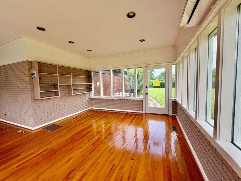 Welcome to a home where timeless craftsmanship, peaceful - photo 44