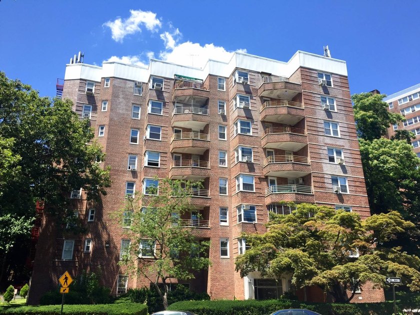 Exclusive New to Market 1-Bedroom Co-op with Parking - photo 11