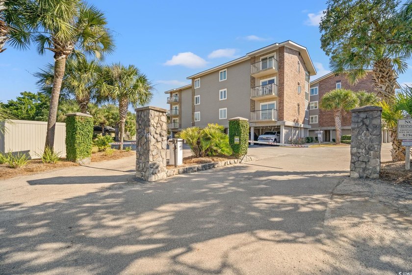 Just Reduced! Don't miss this Rare Opportunity to have a chance - photo 3