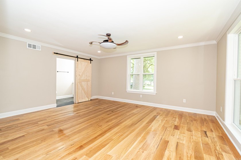 Completely renovated and move-in ready! This beautifully updated - photo 4