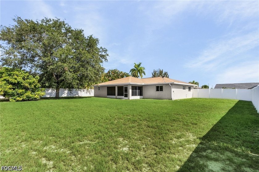 Move-In Ready on an Oversized, Rare .28-Acre Fenced Corner Lot - - photo 2