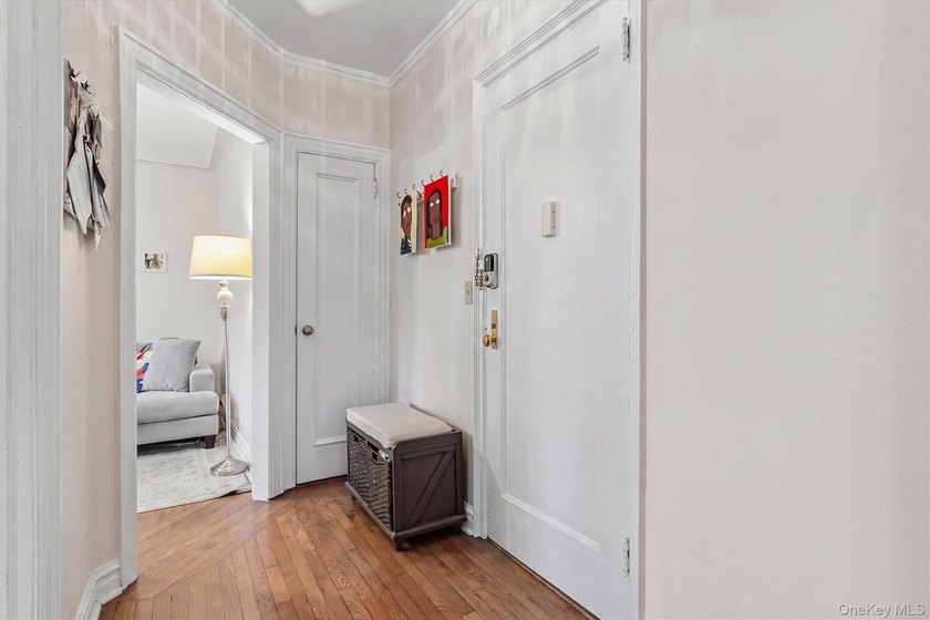 Welcome to easy, low maintenance living at 19 William Street, a - photo 2