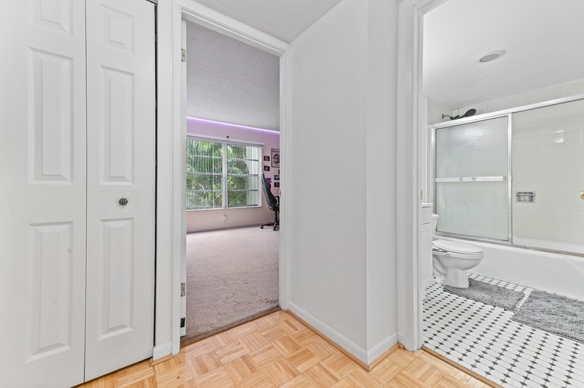 Discover your ideal lifestyle in this charming 2-bedroom - photo 15